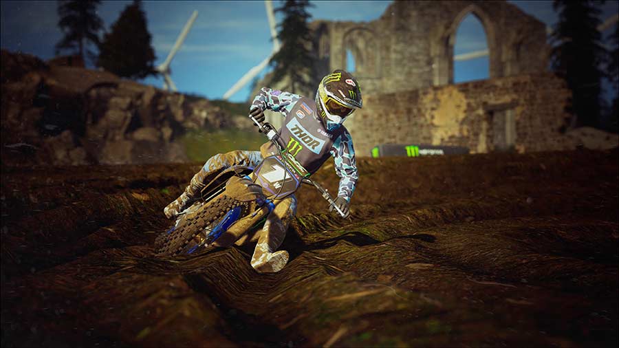 Monster Energy Supercross The Official Videogame 4 ps5 recensione
